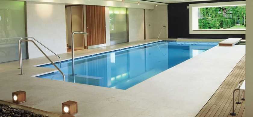 Imagen de la piscina del Active Hotel. Foto 17