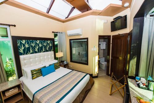 Imagen general del Acuatico Beach Resort & Hotel Inc.. Foto 8