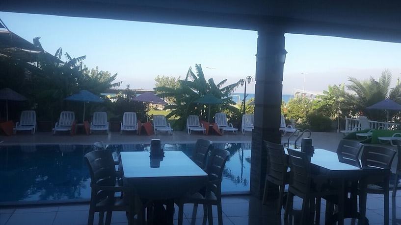Imagen del bar/restaurante del Adahan Hotel. Foto 3