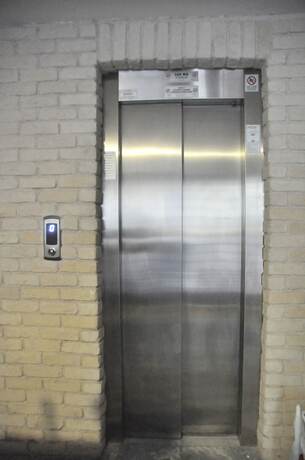 Imagen general del Adams Suit. Foto 5