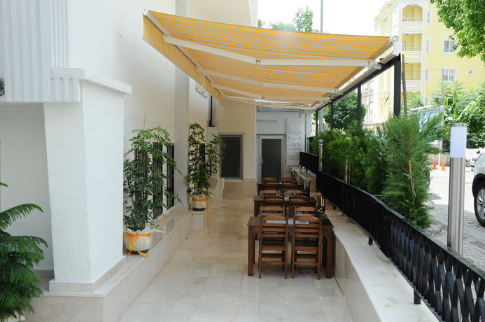Imagen de los interiores del Adana City Hotel. Foto 16