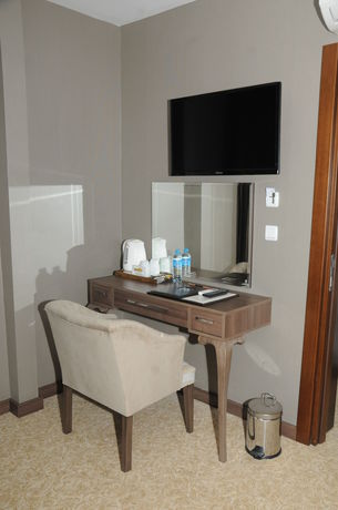 Imagen de la habitación del Adana City Hotel. Foto 13