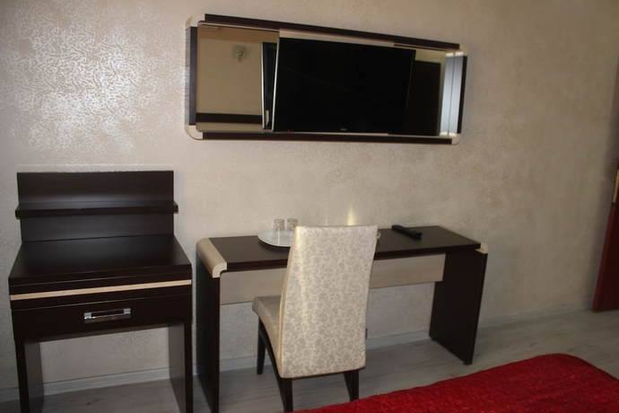Imagen de la habitación del Adana Kucuksaat Hotel. Foto 2