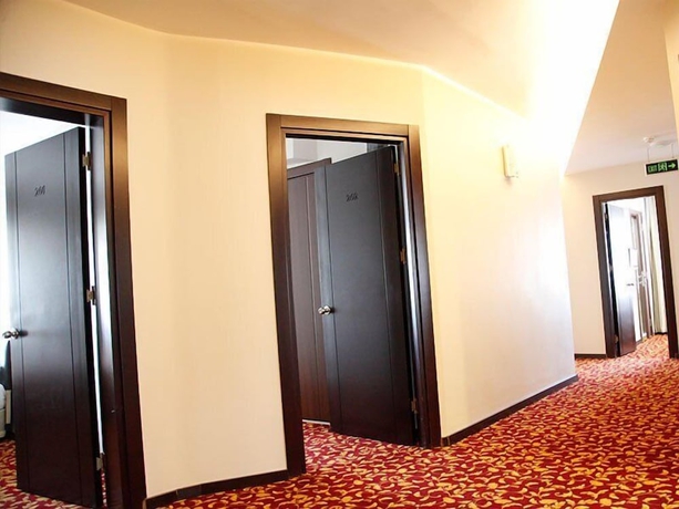 Imagen de los interiores del Adana Omur Otel. Foto 18