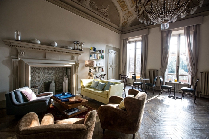 Imagen de los interiores del Adastra Suites. Foto 19