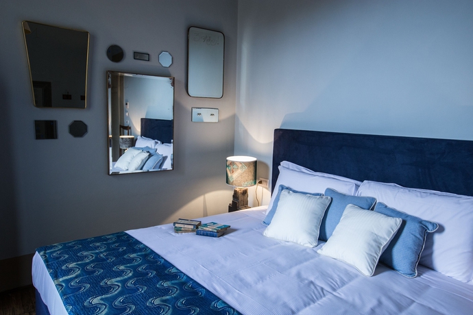 Imagen de la habitación del Adastra Suites. Foto 9