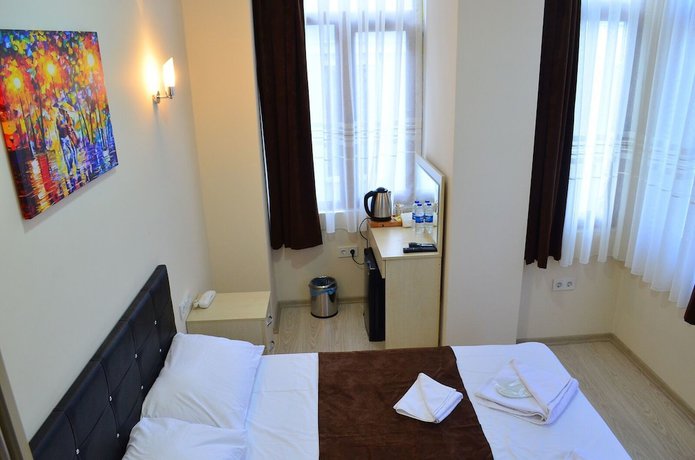 Imagen de la habitación del AddresSuitesHotel. Foto 10