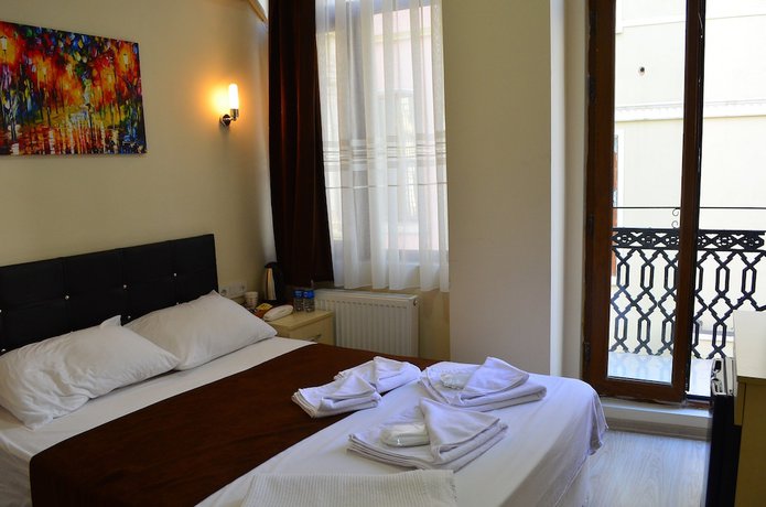 Imagen de la habitación del AddresSuitesHotel. Foto 12