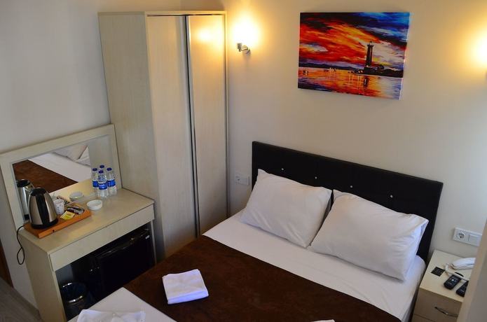 Imagen de la habitación del AddresSuitesHotel. Foto 17