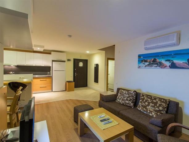 Imagen del bar/restaurante del Address Residence Suite Hotel. Foto 2