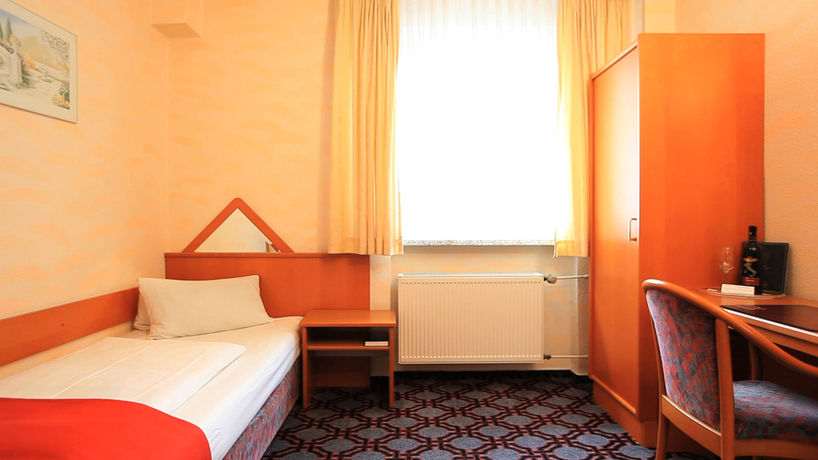 Imagen de la habitación del Adesso Hotel G&ouml;ttingen. Foto 2