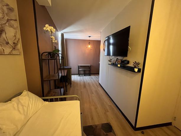 Imagen de la habitación del Adira R&eacute;sid\'Marseille Vieux-Port. Foto 3