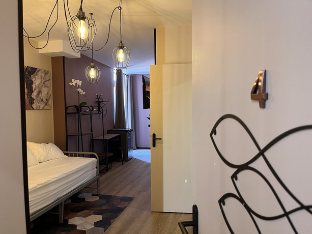 Imagen de la habitación del Adira R&eacute;sid\'Marseille Vieux-Port. Foto 17