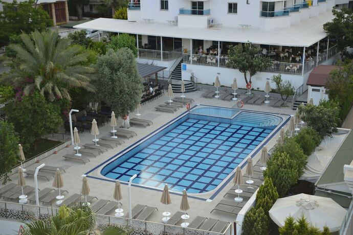 Imagen general del Adler Hotel. Foto 1