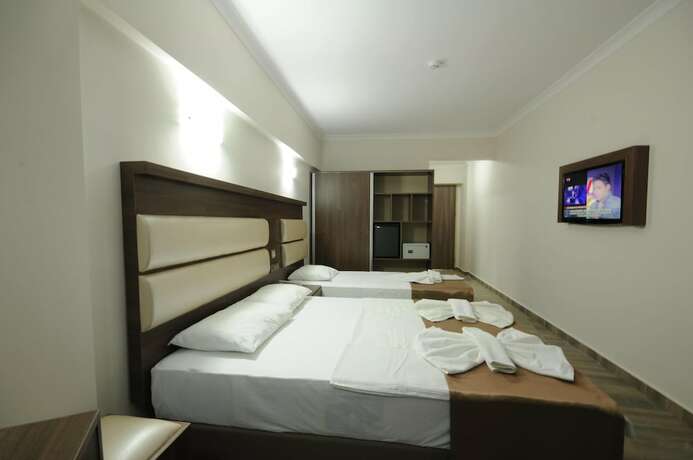 Imagen de la habitación del Adler Hotel. Foto 21