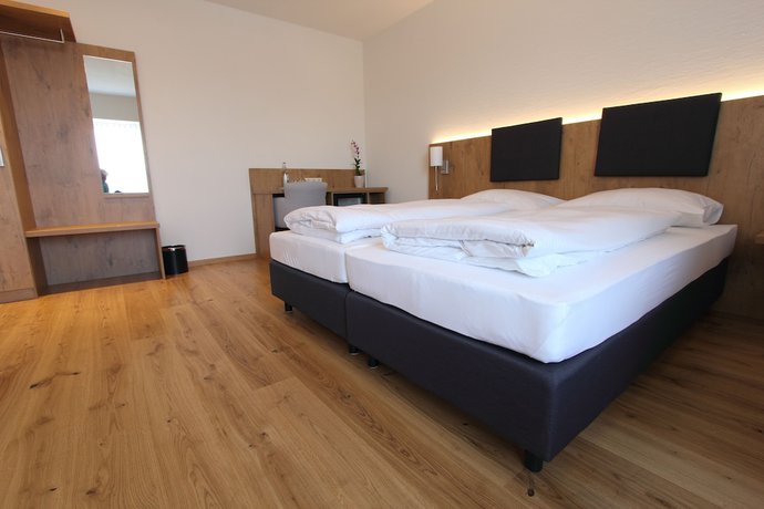 Imagen de la habitación del Adler Hotel and Gasthaus. Foto 5