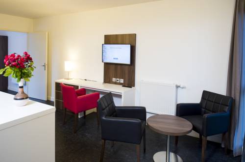 Imagen de la habitación del Adonis Dijon Maison Internationale. Foto 12