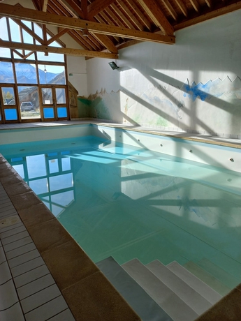 Imagen de la piscina del Adonis Fontaine du Roi by Olydea. Foto 19