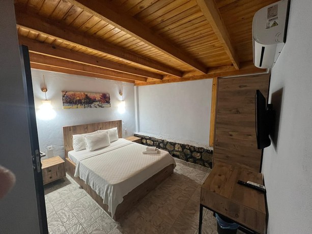 Imagen de la habitación del Ados Hotel. Foto 4