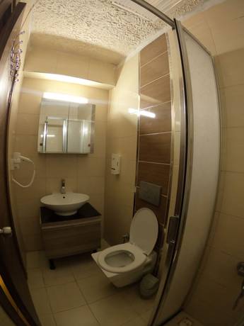 Imagen de la habitación del Ados Hotel. Foto 14