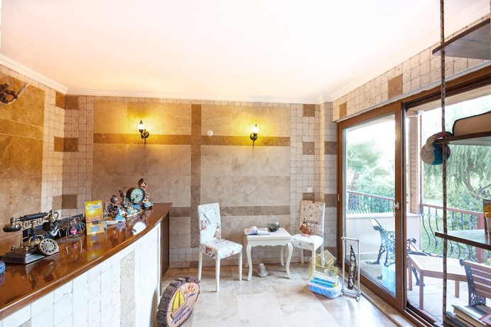 Imagen de los interiores del Adrasan Deniz Hotel. Foto 19