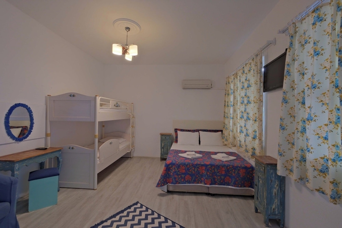 Imagen de la habitación del Adrasan Hotel. Foto 4