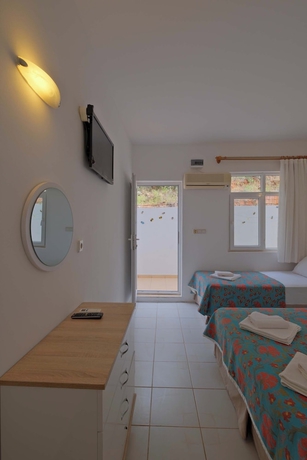 Imagen de la habitación del Adrasan Hotel. Foto 7