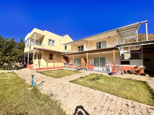 Imagen de los interiores del Adrasan Parlak Evleri. Foto 16