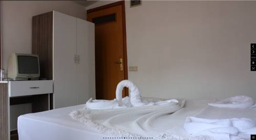 Imagen de la habitación del Adresim Hotel. Foto 27