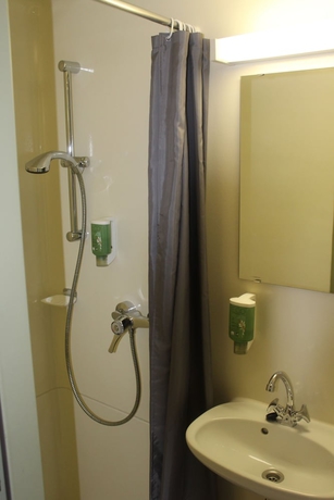 Imagen de la habitación del Adventure Campus. Foto 16