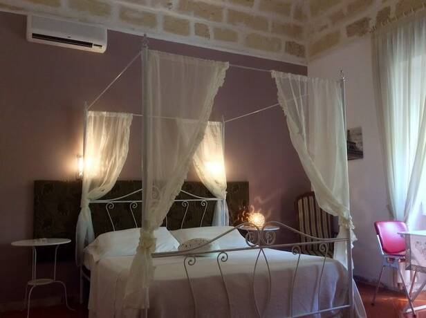 Imagen de la habitación del Aedes Resort. Foto 17