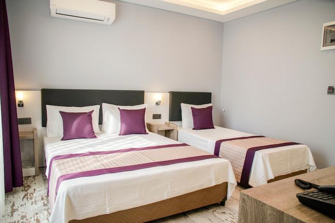 Imagen de la habitación del Af-Ra Hotel. Foto 5