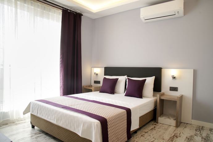 Imagen de la habitación del Af-Ra Hotel. Foto 12