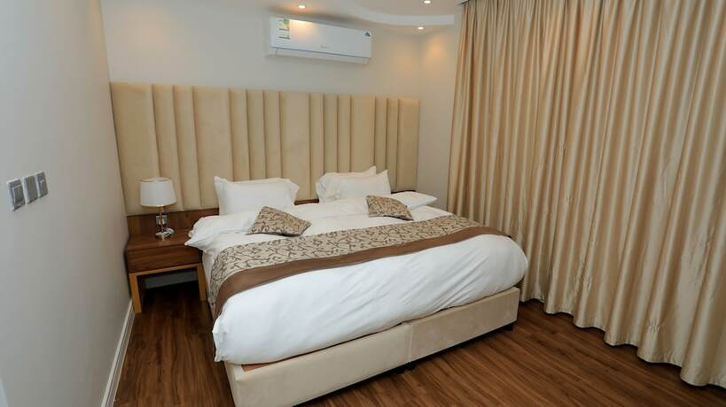 Imagen de la habitación del Afal Suites. Foto 9