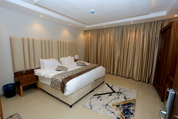 Imagen de la habitación del Afal Suites. Foto 10