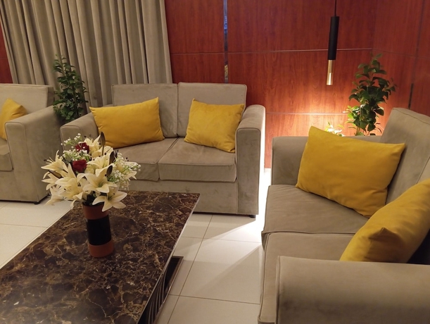 Imagen de los interiores del Afaq Suite Al- Shamisi - افاق سويت الشميسى. Foto 12