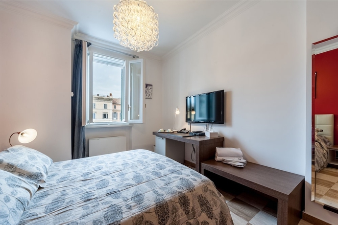 Imagen de la habitación del Affittacamere La Dolce Vita Barberini. Foto 8