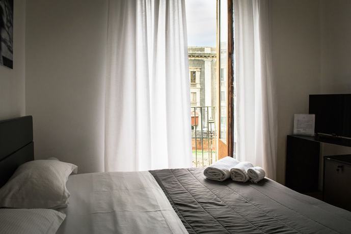 Imagen de la habitación del Agatha Hotel. Foto 16