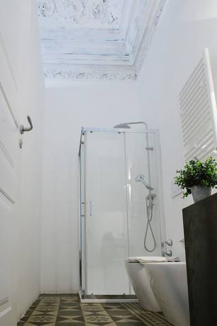 Imagen de la habitación del Agatha Hotel. Foto 20