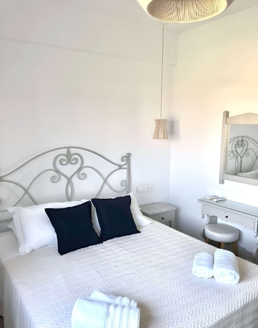 Imagen de la habitación del Agrabeli Paros. Foto 12
