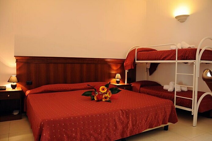 Imagen de la habitación del Agri Hotel Conte Salentino. Foto 27