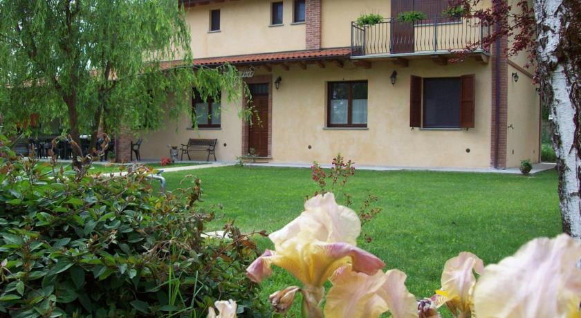 Imagen general del Agri Village Pavia. Foto 7