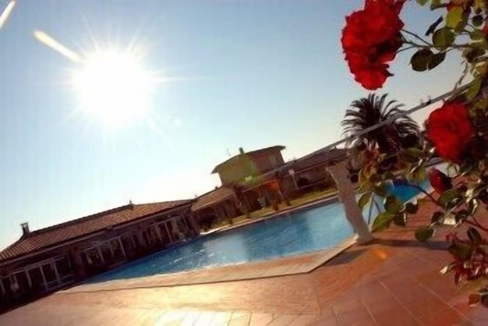 Imagen de la piscina del Agriturismo Al Parco. Foto 18