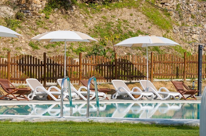 Imagen de la piscina del Agriturismo Antico Frantoio Doria Resort. Foto 9