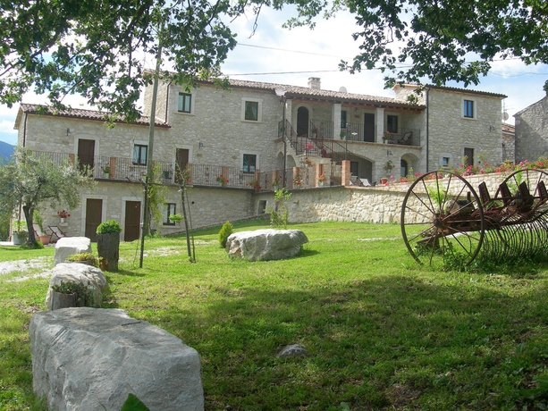 Imagen de los exteriores del Agriturismo Borgo San Martino. Foto 11