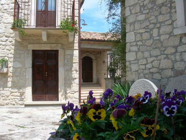 Imagen de los exteriores del Agriturismo Borgo San Martino. Foto 12