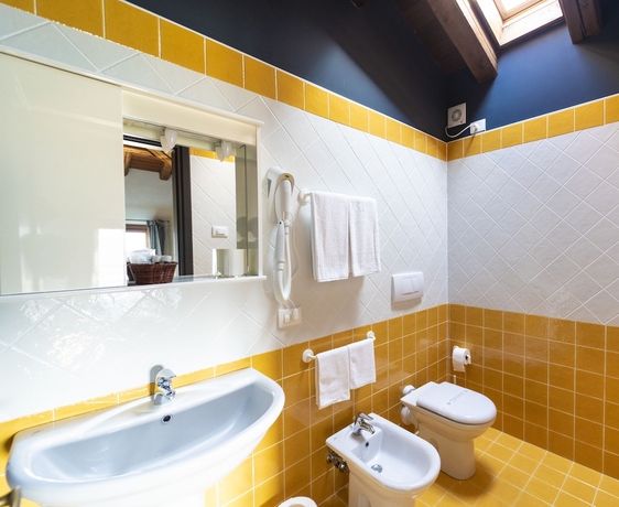 Imagen de la habitación del Agriturismo Borgoluce. Foto 16