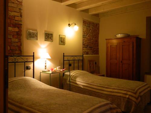 Imagen de la habitación del Agriturismo Cascina Pezzolo. Foto 2