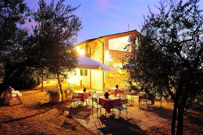 Imagen de los exteriores del Agriturismo Colle Degli Olivi. Foto 13