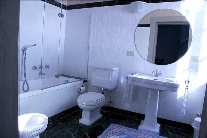 Imagen de la habitación del Agriturismo I Casali del Trebbiolo. Foto 5